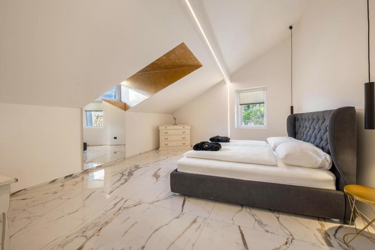 App 301 Palazzo Cavour Apartment Bolzano Exterior photo